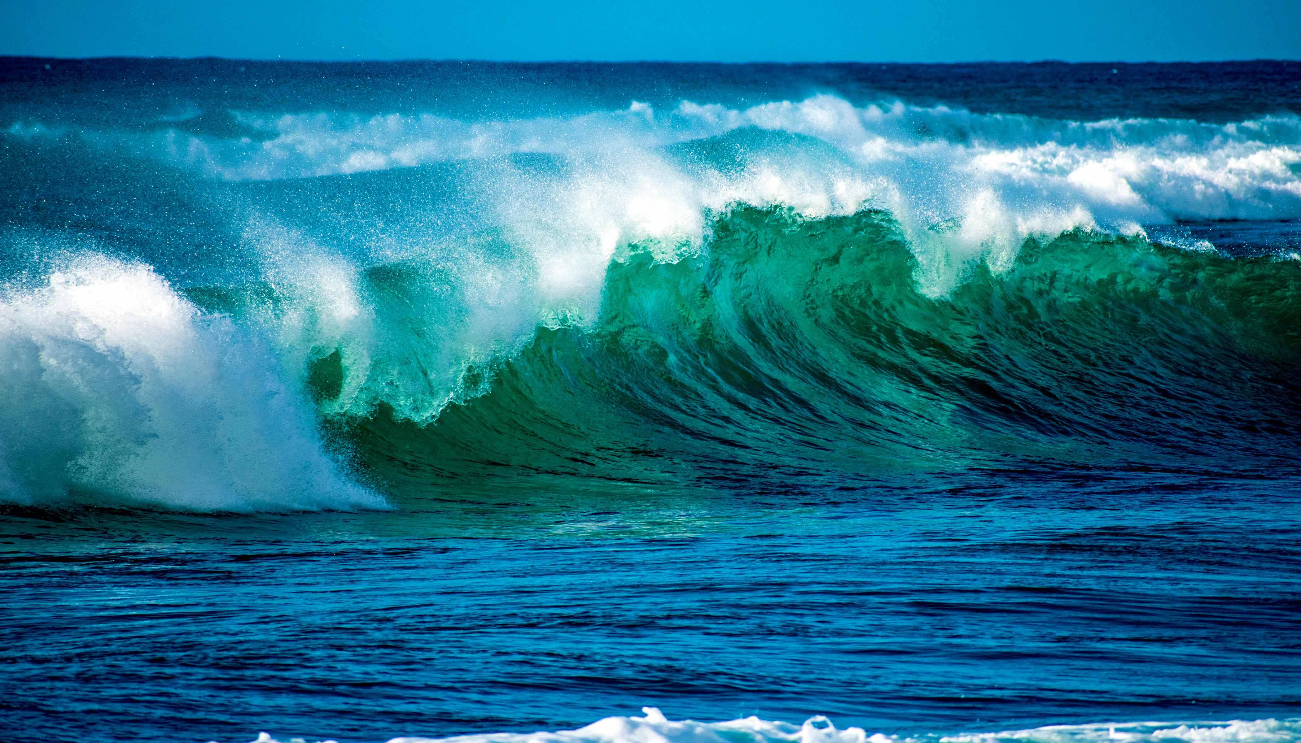 Sea Waves During the Day Sea Waves During the Day